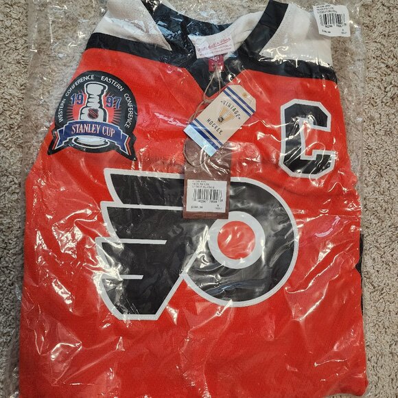 Mitchell & Ness - Philadelphia Flyers Jersey - Eric Lindros - Size Medium - NEW - Picture 1 of 8